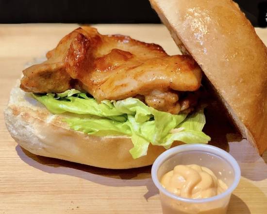 Morning Chicken Burger 奧爾良雞腿堡